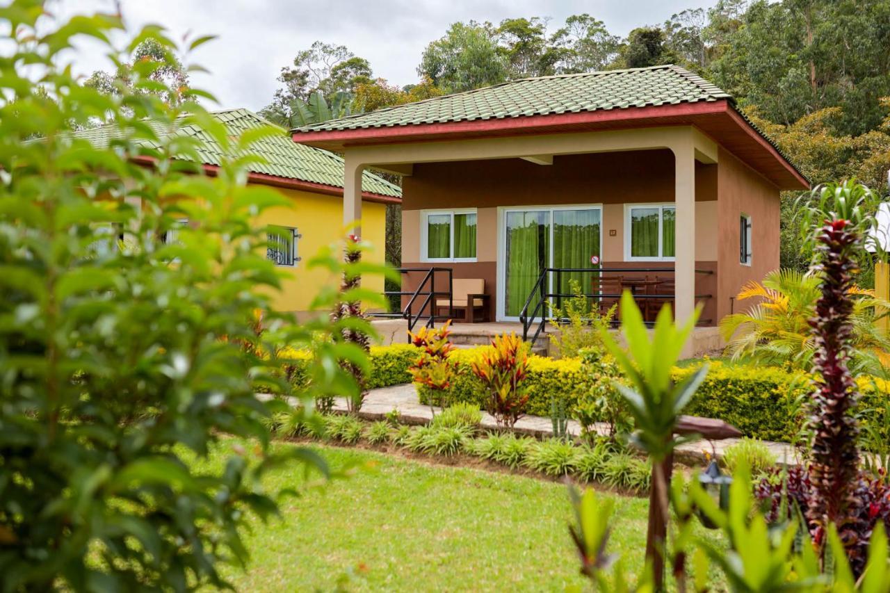 Andasibe Lemurs Lodge Eksteriør bilde